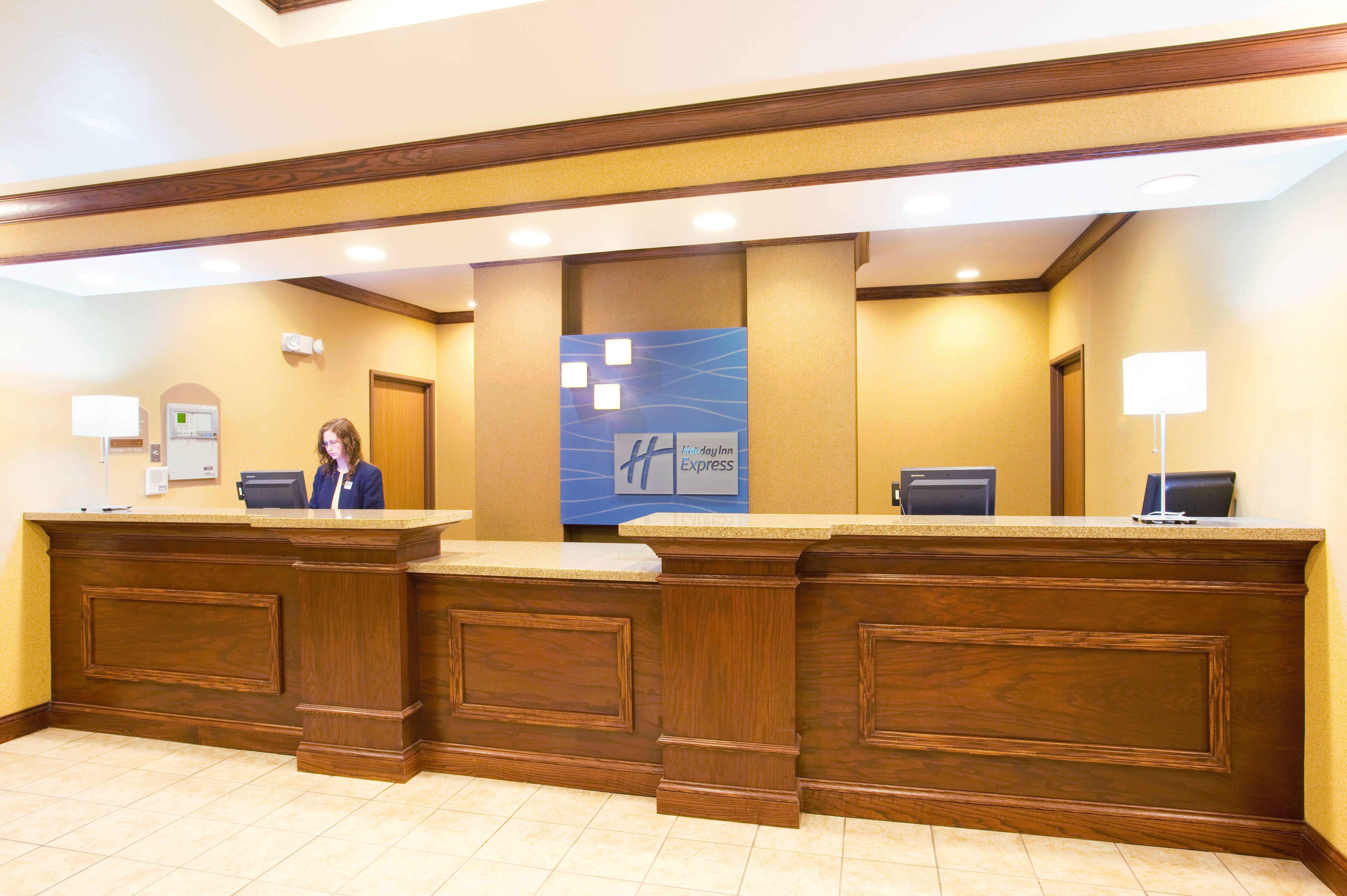 Holiday Inn Express Hotel & Suites Mattoon By Ihg Eksteriør bilde