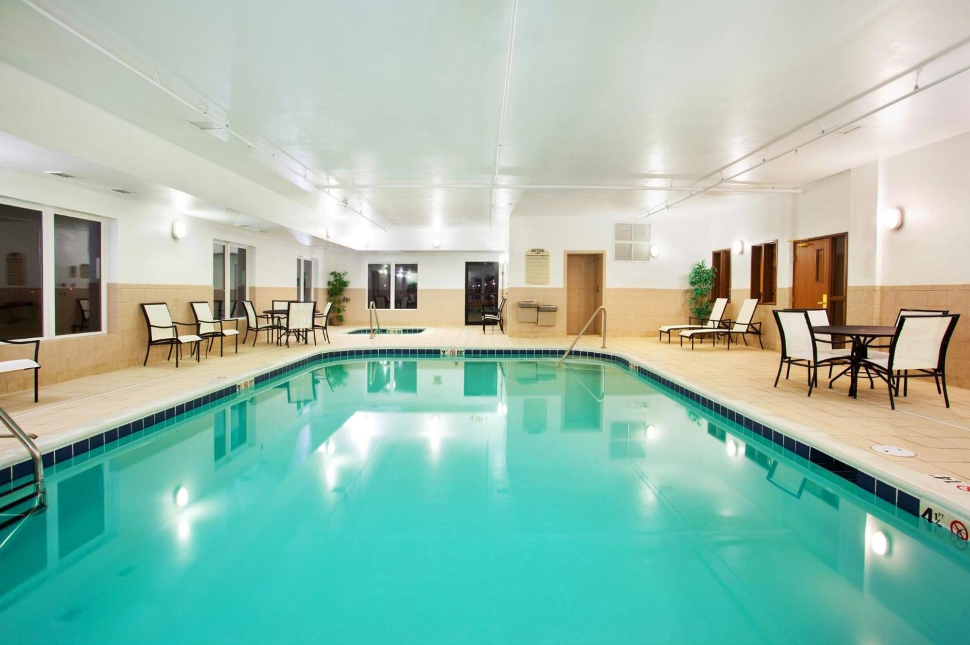 Holiday Inn Express Hotel & Suites Mattoon By Ihg Eksteriør bilde